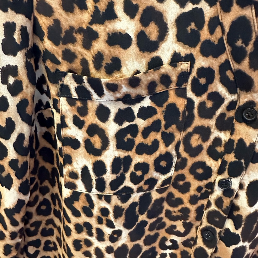 Express XS Animal print portofino shirt - Picture 2 of 8